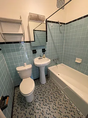 Rented by CLB Realty | media 7