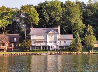 600 Sandy Beach Dr, Clarklake, MI 49234