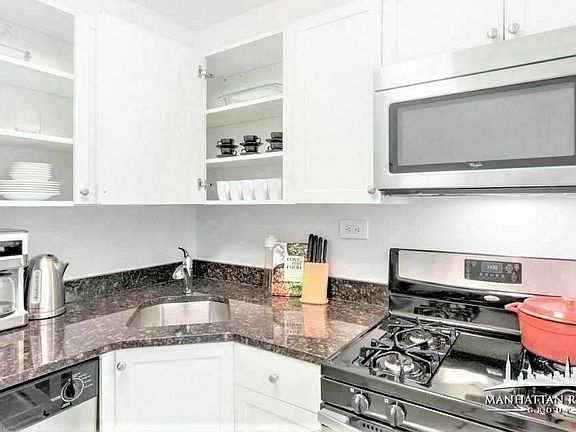4th image of 318 E 80th St APT 4E