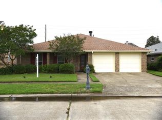 33 Rhine Dr, Kenner, LA 70065