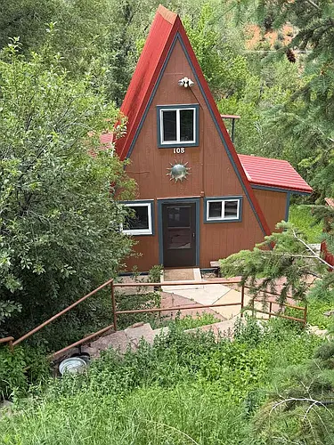 108 Fairview Ave Photo 1