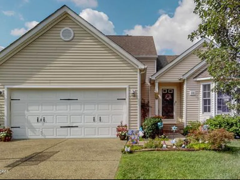 6608 Rockview Way — Photo 1