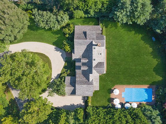 2nd image of 118 Farm Ct