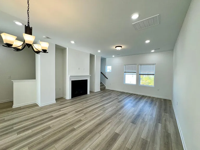 430 Sustainable Way — Photo 15
