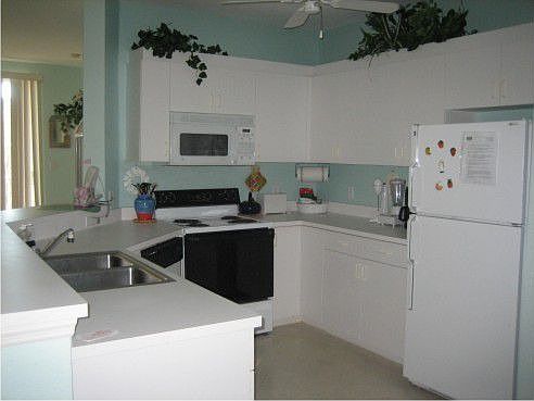 3rd image of 22700 Island Pines Way APT 201