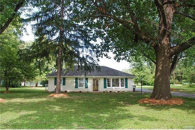 1st image of 159 Saint Cin Ln