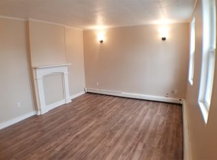408 24th St #1, Watervliet, NY 12189