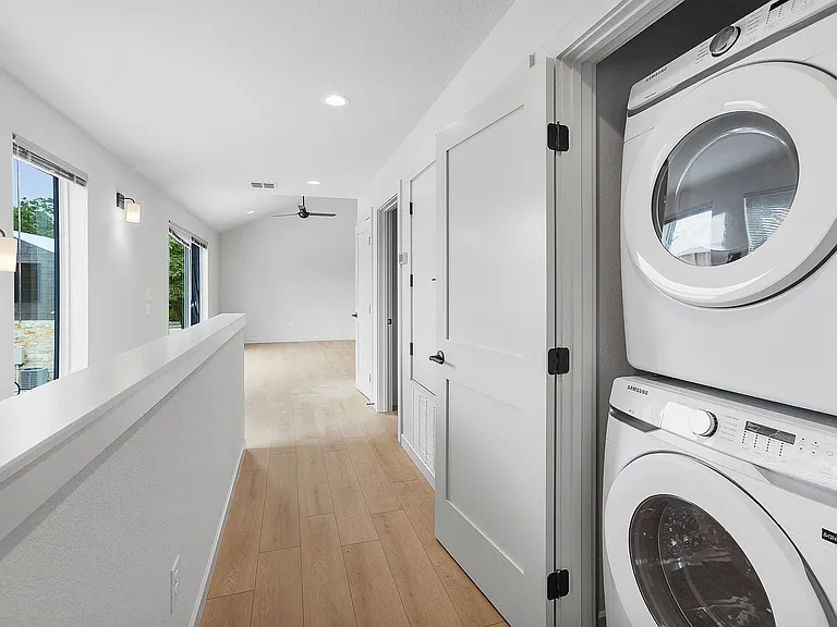 Modern Luxury in San Marcos' Premier Courtyard Community Now Leasing! — Photo 96