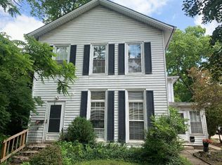 152 W Central Ave, Delaware, OH 43015
