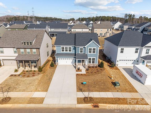 4th image of 741 Sirius Ln #94