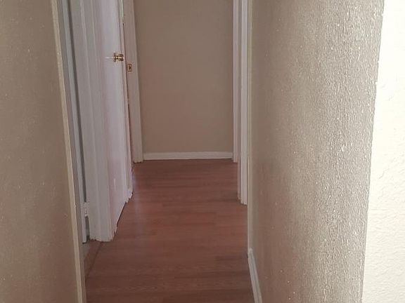 4th image of 519 Bundy St