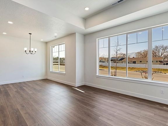 4th image of 3527 S Pearce Farm Ln #1