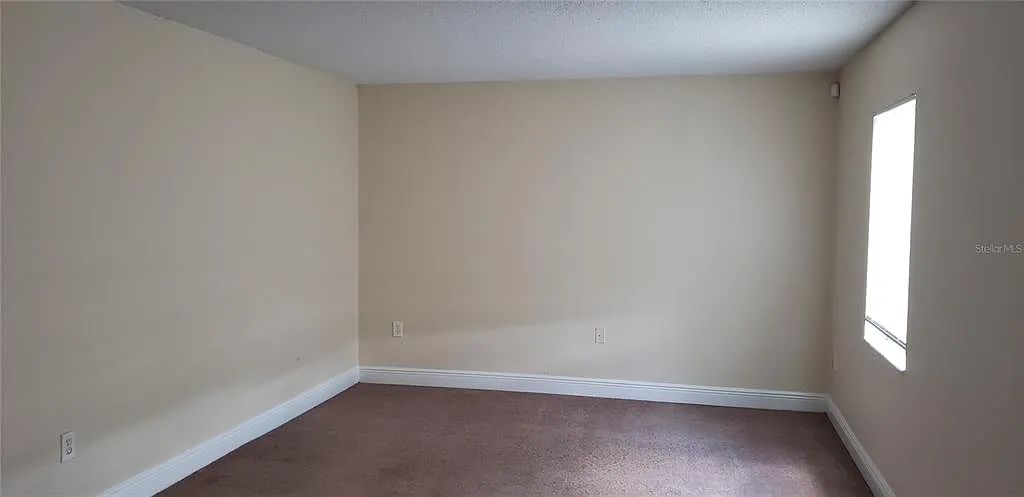 2 bed, 2.0 bath, 976 sqft, $1,400 — Photo 3