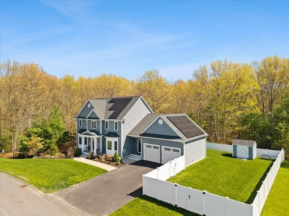 5 Baron Dr, North Easton, MA 02356