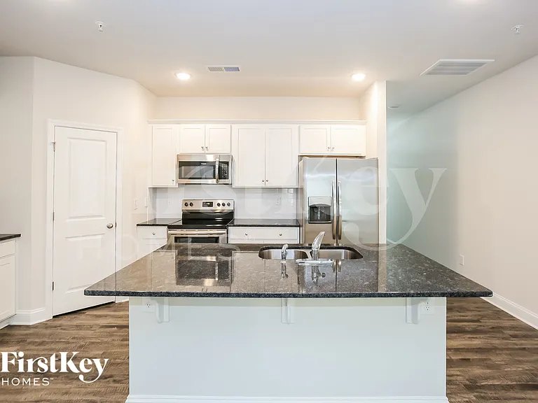 2019 Cypress Village Dr NW — Photo 7