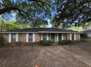 2016 Cathedral Way, Mobile, AL 36695