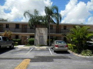 2945 NE 8th Ter APT 101, Oakland Park, FL 33334