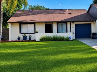 107 Shady Oak Dr, Sanford, FL 32773