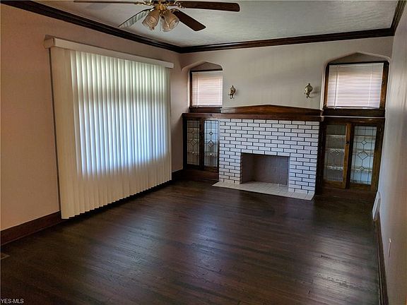 3rd image of 10202 Richland Ave