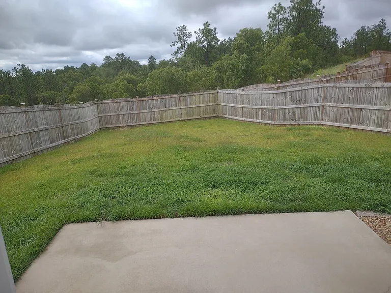1031 Ashcroft Cir — Photo 29