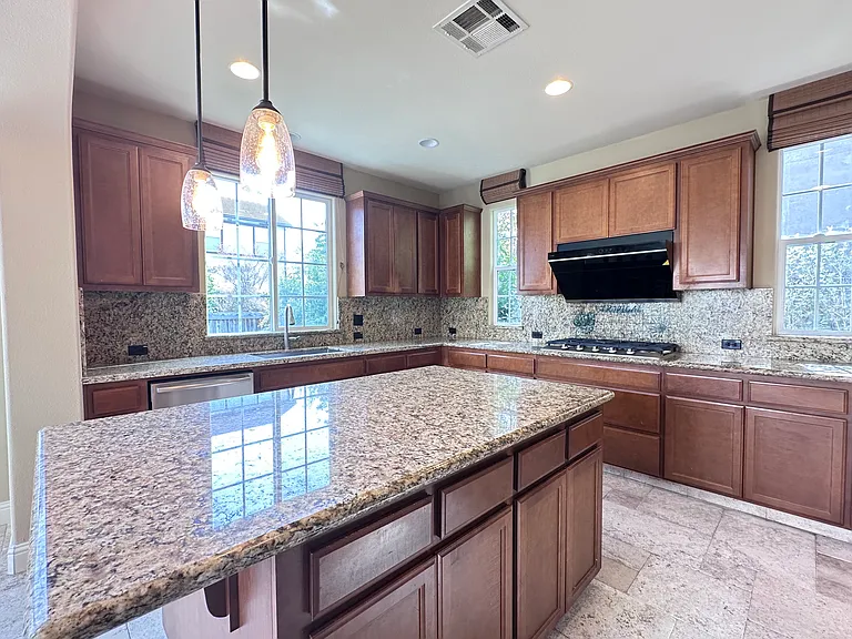 133 Angora Ct — Photo 46