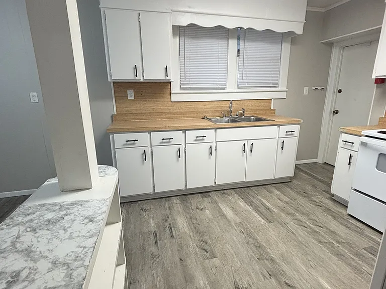 202A N Virginia Ave — Photo 8