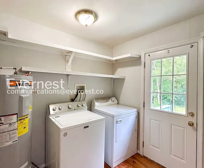 1921 Wigglesworth Rd — Photo 14