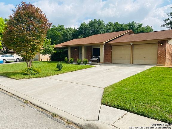 3rd image of 6822 Mickey Mantle Dr