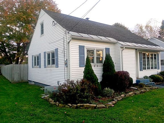 2nd image of 120 Floyd Ave