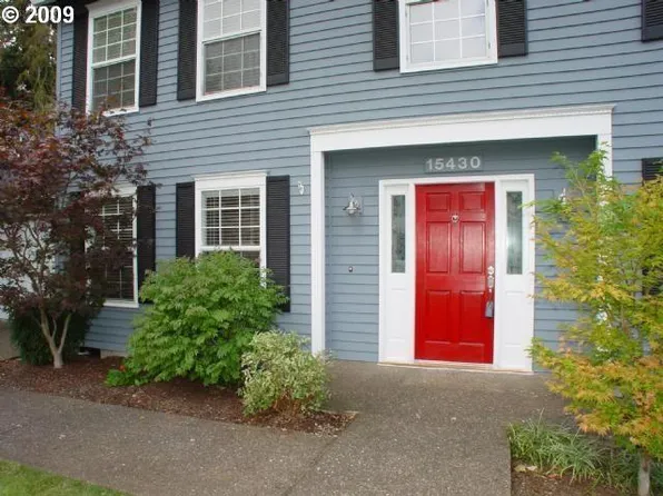 15430 SW Partridge Dr, Lake Oswego, OR 97035