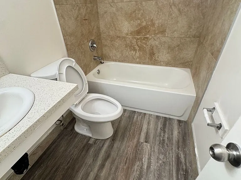 4327 Altadena Ave — Photo 20