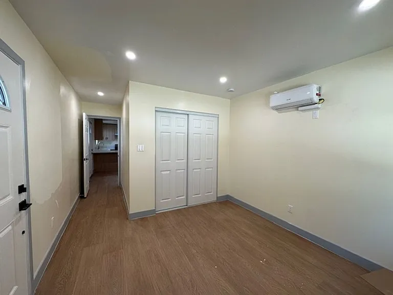 7227 Forbes Ave — Photo 17