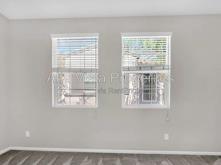 2346 Sentinel Ln — Photo 13