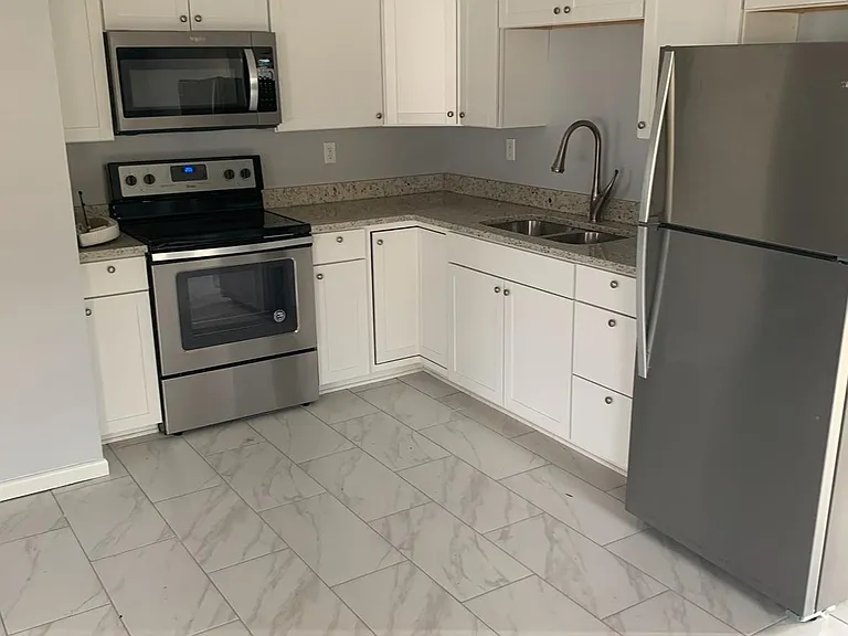 2343 Maclin Cir — Photo 2
