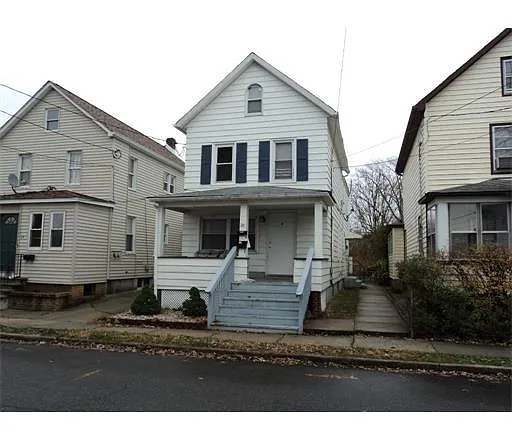 26 Herman St photo 1