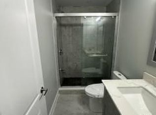 5 Aldenham St W #BASEMENT, Brampton, ON L6X 5S2