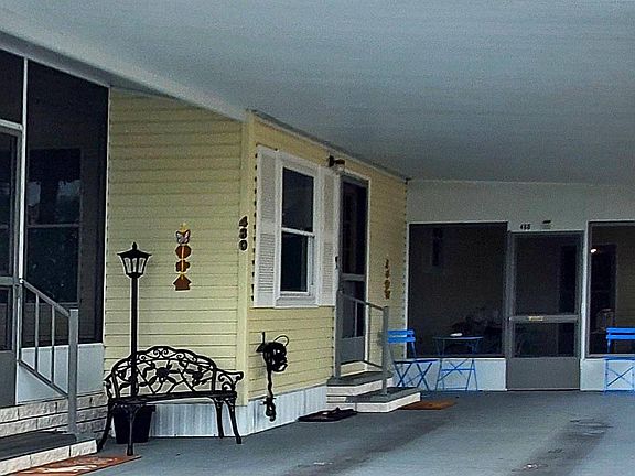 4th image of 480 Petunia Dr