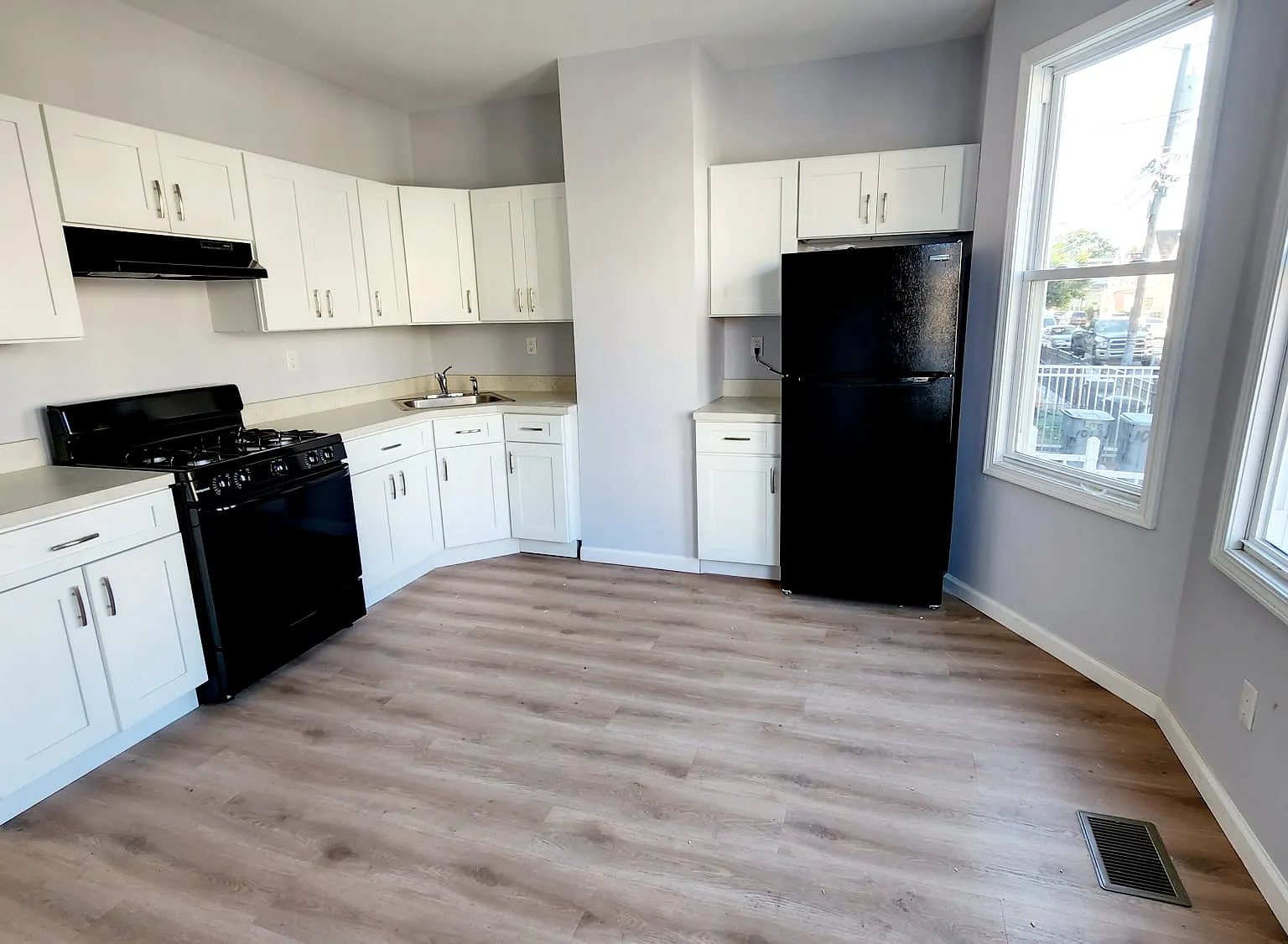 2 bed, $2,100 — Photo 1