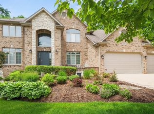 13032 Ravine Dr, Lemont, IL 60439