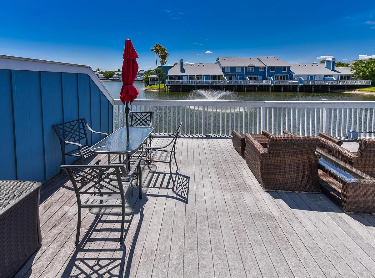 Building Photo - 209 Ocean Dunes Cir