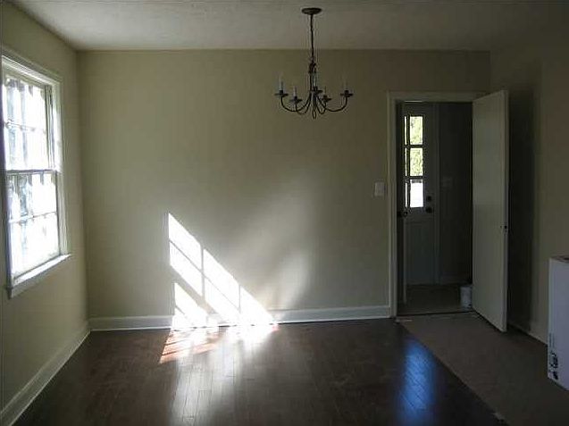 2nd image of 2132 Meadow Lane Dr