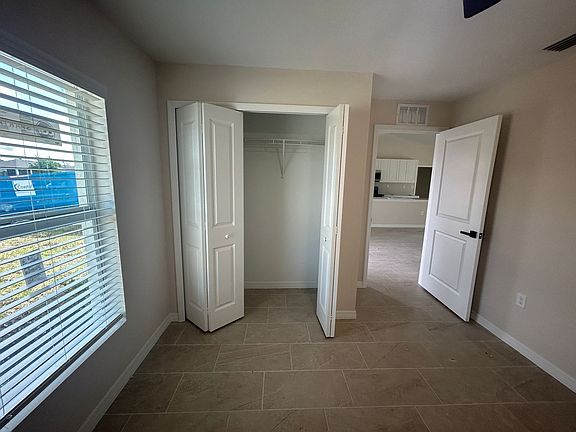 4th image of 2310 NE 35th Ln