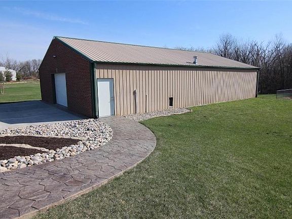 5th image of 25010 Woodland Cir