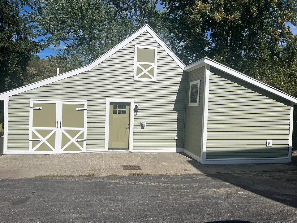 62 Glendale St