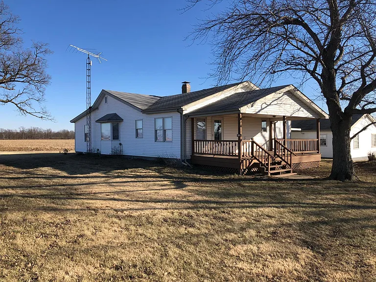 9122 Bucks Rd — Photo 1