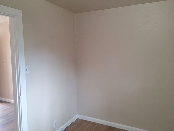 5th image of 1220 Sacramento Ave APT 6