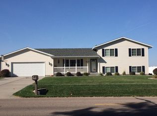 2924 N Webb Rd, Grand Island, NE 68803