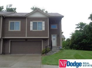 14261 Wood Valley Dr, Omaha, NE 68142