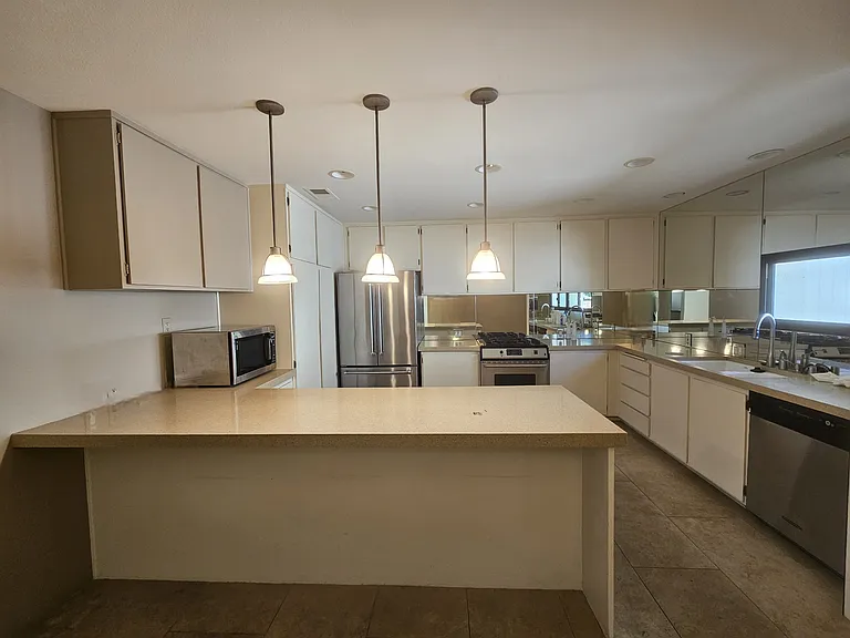 3447 Andreas Hills Dr — Photo 4