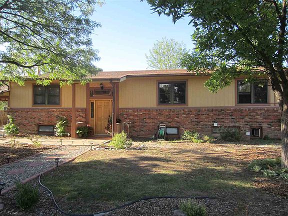2nd image of 467 Pruitt Ave